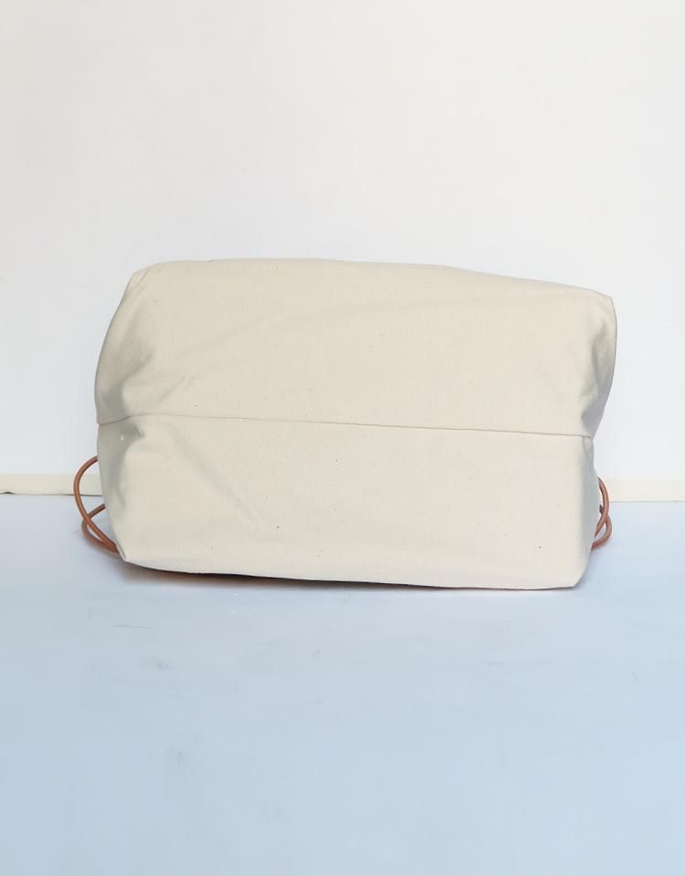 AMIACALVA】 SCARECROW TOTE (M) / White｜kink online shop