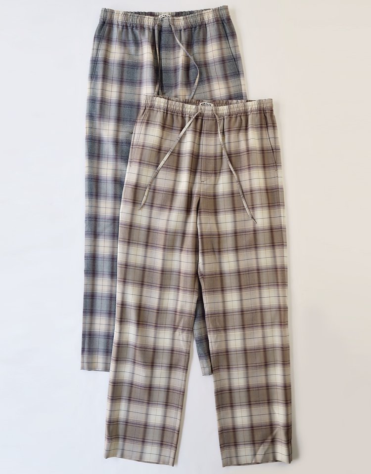 【AURALEE】 SUPER LIGHT WOOL CHECK EASY SLACKS｜kink online shop