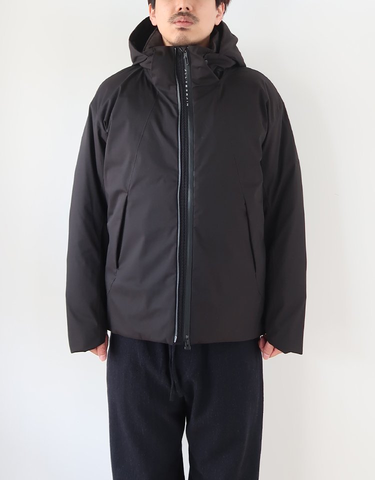 DESCENTE ALLTERRAIN】 MIZUSAWA INVISIBLE DOWN JACKET 