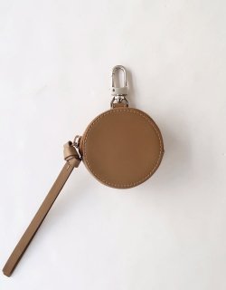 ROUND COIN CASE - SMOOTH ITALIAN LEATHER / Mushroom