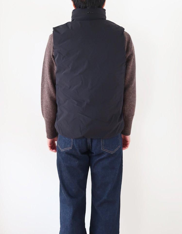 DESCENTE ALLTERRAIN】 MIZUSAWA INVISIBLE DOWN VEST 