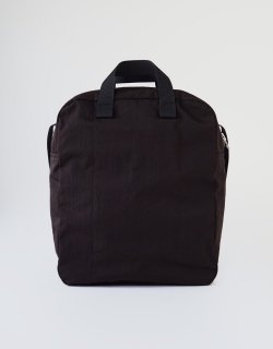 ZIP TOTE - compressed nylon / R18B0