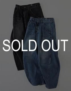 3D cutting denim pants