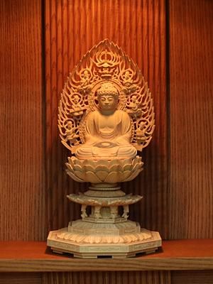 モダン ミニ仏壇 ヒナギク タモ 20号 (お仏壇本体のみ)|三善堂 モダン ミニ仏壇 ヒナギク タモ 20号 (お仏壇本体のみ)|三善堂