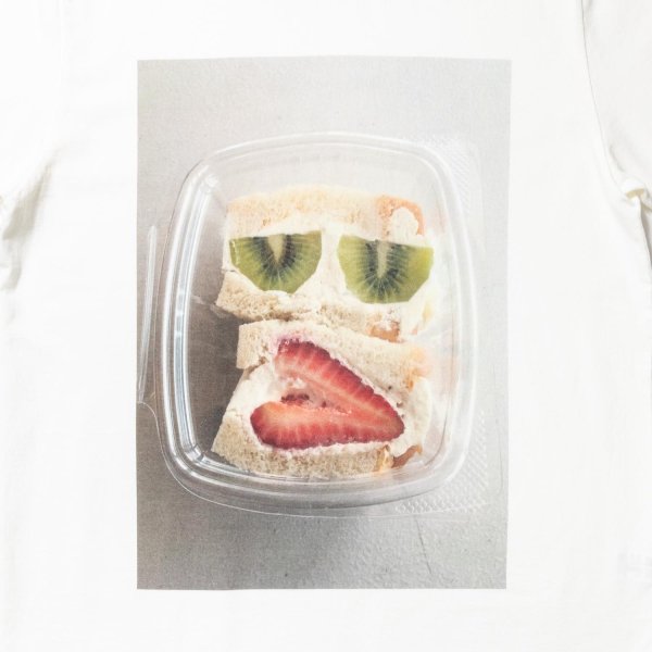 FRUIT SANDWICH designed by Hirohisa Yokoyama