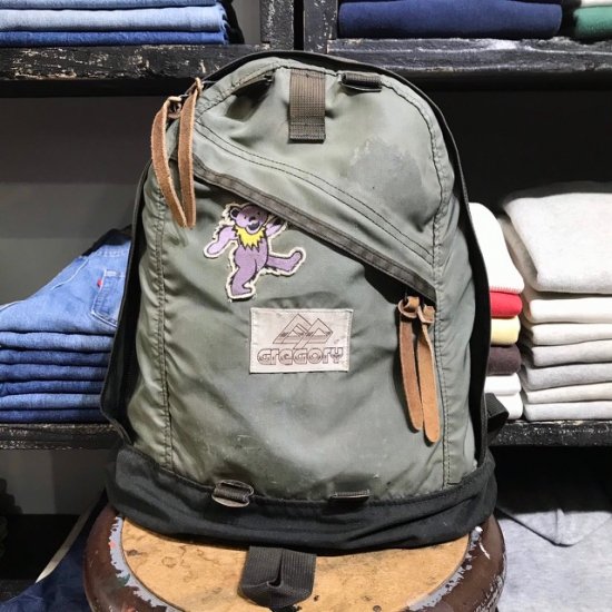 80's Gregory Day Pack with patches and brown label - VINTAGE