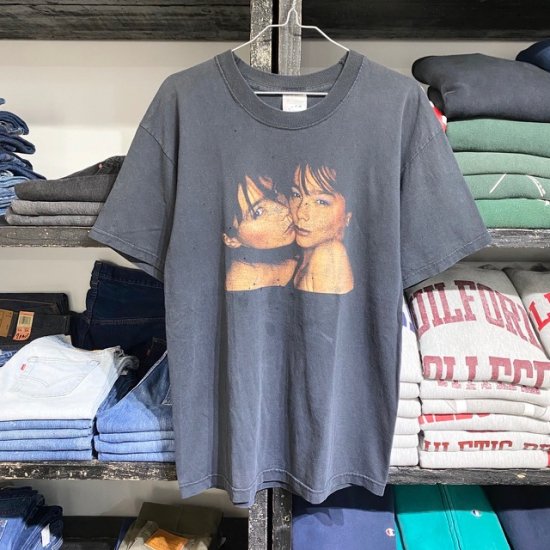 90's Björk t shirt - VINTAGE CLOTHES & ANTIQUES 