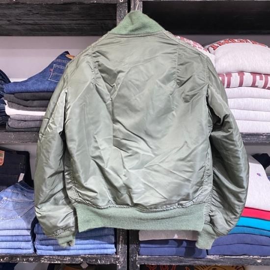 NOS 80's Alpha Industries, Inc. MA-1 CM made in USA NOS 80's Alpha Industries, Inc. MA-1 CM made in USA
