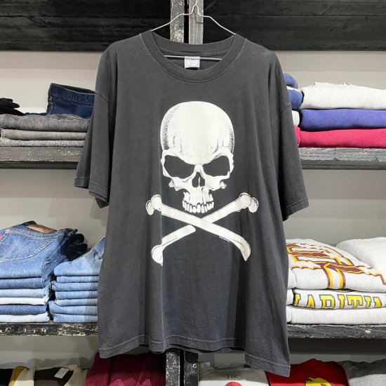 00's Fashion Victim skull print t shirt - VINTAGE CLOTHES