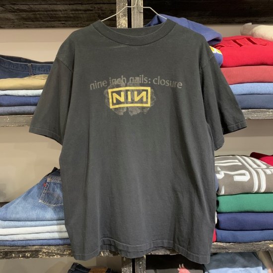 90's Nine Inch Nails t shirt - VINTAGE CLOTHES & ANTIQUES 