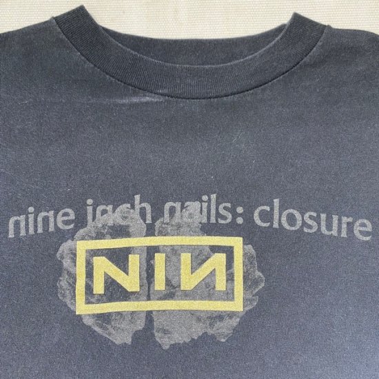 90's Nine Inch Nails t shirt - VINTAGE CLOTHES & ANTIQUES 