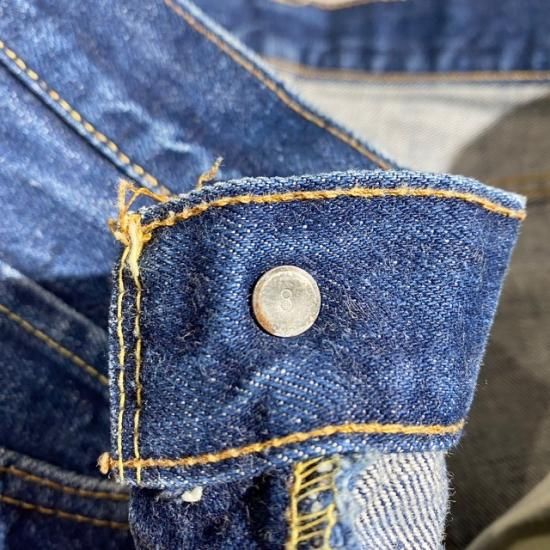 Early 70's Levi's 501 66 single stitch - VINTAGE CLOTHES