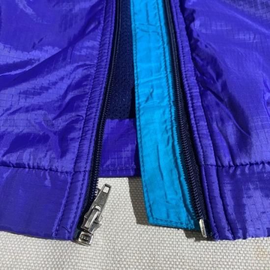 90 Patagonia Feather Weight Jacket - VINTAGE CLOTHES