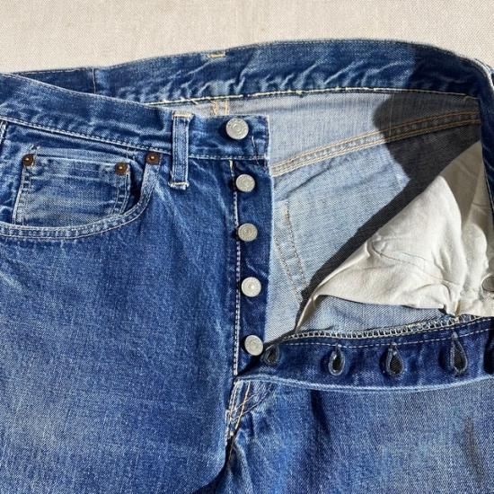 Mid 60's Levi's 501XX - VINTAGE CLOTHES & ANTIQUES Mid 60's Levi's 501XX - VINTAGE CLOTHES & ANTIQUES