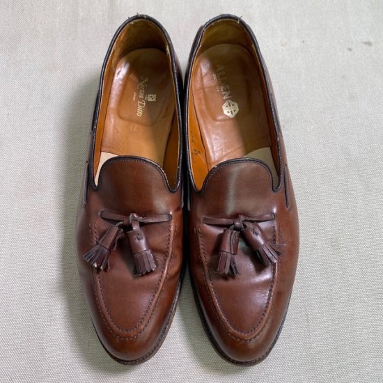 85 Alden leather tasseled loafer - VINTAGE CLOTHES & ANTIQUES 