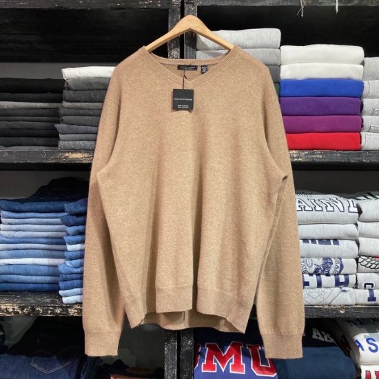 NOS 00's- Saks Fifth Avenue cashmere v neck sweater - VINTAGE