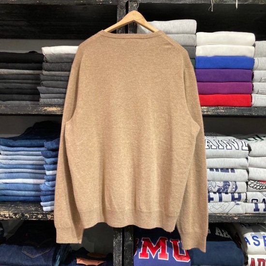 Saks Fifth Avenue cashmere v neck sweater - VINTAGE CLOTHES 