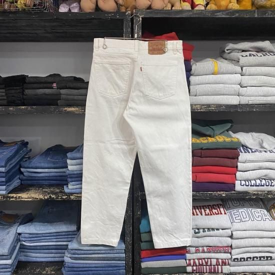 Late 80's-Early 90's Levi's 550 made in USA - VINTAGE CLOTHES