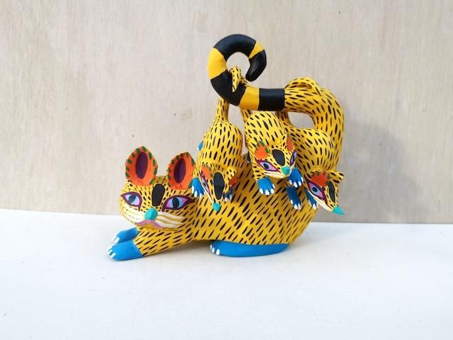 オアハカンウッドカーヴィング ヒメネス 木彫り人形 オアハカの