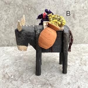 ロバ ドライフラワー 木彫り人形 インテリア -メキシコ雑貨とメキシコ