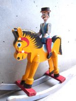ミチョアカン 木彫り トイ [乗馬の紳士] 郷土玩具
																													