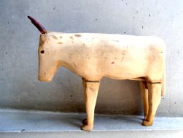 ミチョアカン 木彫り人形 ウッドカービング [牛 ナチュラル]
																													