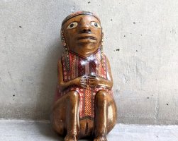 ペルー クスコ 陶芸人形 [座るインカ人]  
																													
