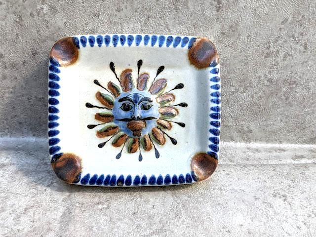 メキシコ製ハンドメイド 太陽の顔の陶器オブジェ（日本の京都の