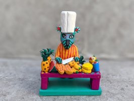 オアハカ ウッドカービング 木彫り人形 サンチアゴ  [マクシミアノ 果物売りのネズミ 10cm] 