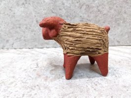 オアハカ アツォンパ 陶器 チア人形  [赤ウシ 13cm] 
																													