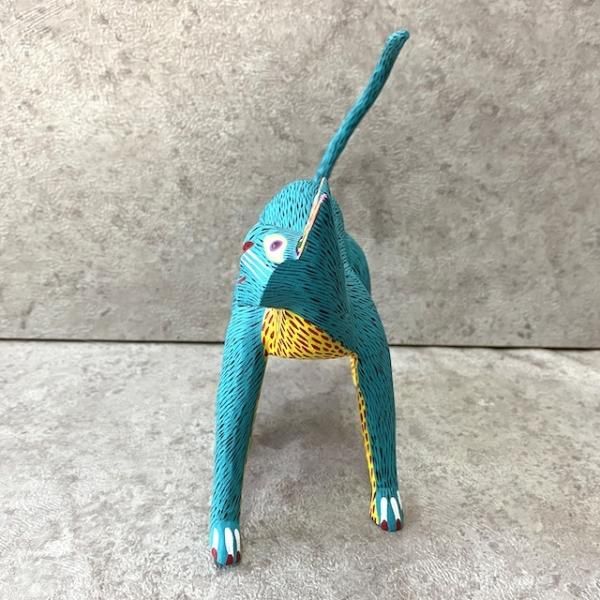 アレブリヘス ウッドカービング ネコ 木彫り人形 オアハカ