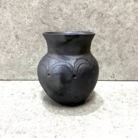 オアハカ 黒陶 バロネグロ 花器 [ ハロン 壺 ] 
																													