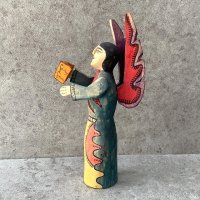 ウッドカービング 木彫り人形 オアハカ [ 読書する天使 立ち姿 ] ビンテージ
																													