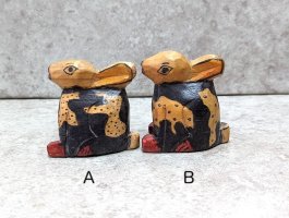 グアテマラ 木彫り人形 ウッドドール [うさぎ  小 黒 7cm]  
																													