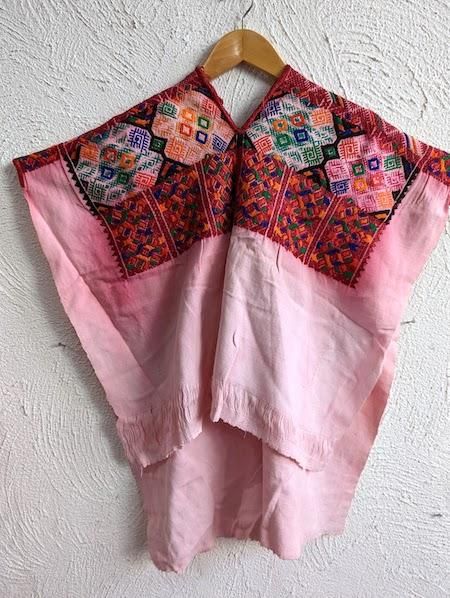 グアテマラ ウイピル 刺繍服 民族衣装 インディヘナ-メキシコ