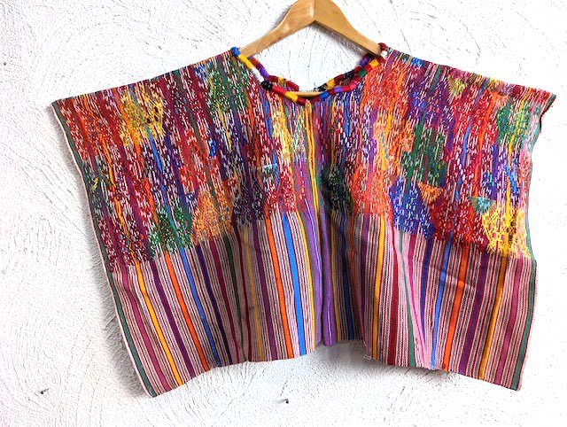 ウイピル グアテマラ刺繍 中南米雑貨 モン族 エスニック 民族衣装 貫頭衣-