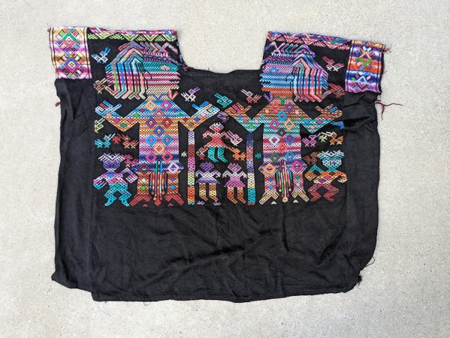 グアテマラ ウイピル 刺繍服 民族衣装 インディヘナ-メキシコ雑貨と