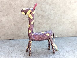  メキシコ 椰子細工[石鳴りキリン チャコール＆ナチュラル]  郷土玩具
																													