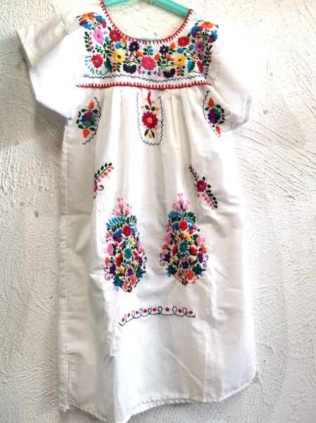 キッズ 刺繍服 ワンピース 子供服 - メキシコ雑貨とメキシコの民芸店