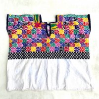 ウイピル グアテマラ 刺繍 ポンチョ - メキシコ雑貨とメキシコの民芸店 トンボラ 通販 フォークアート クラフト ビンテージ