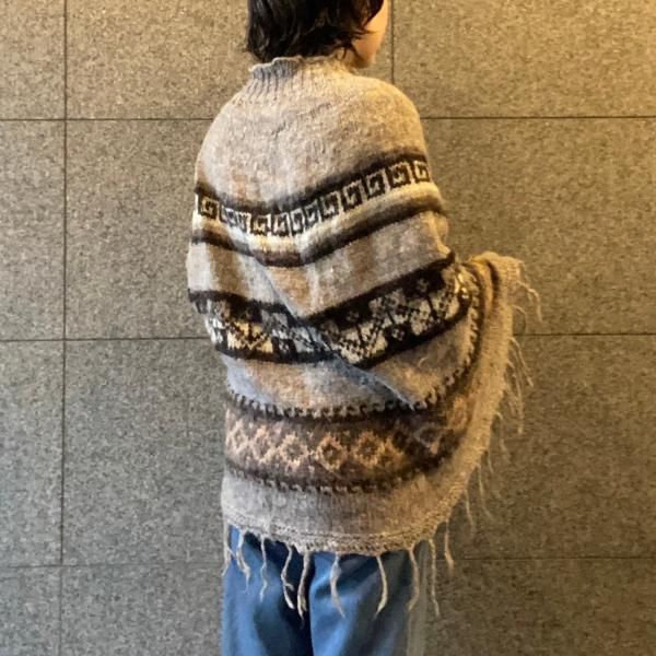 極美品　BARNEYS NEW YORK アルパカウール　ケーブル　ポンチョ HYKE - ハイク HYKE ポンチョ ケープ ニット ノルディック