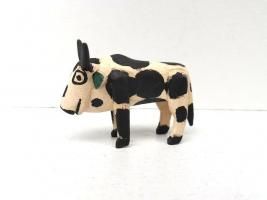 オアハカ ウッドカービング 木彫り サンチアゴ  [マルティン ウシ 9cm ] <img class='new_mark_img2' src='https://img.shop-pro.jp/img/new/icons13.gif' style='border:none;display:inline;margin:0px;padding:0px;width:auto;' />