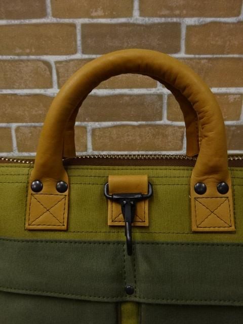 トイズマッコイ HELMET BAG GROSGLAIN KHAKI/OLIVE TMA2024-041 カーキ