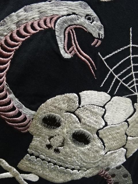 テーラー東洋 SUKA T-SHIRT EMBROIDERD 