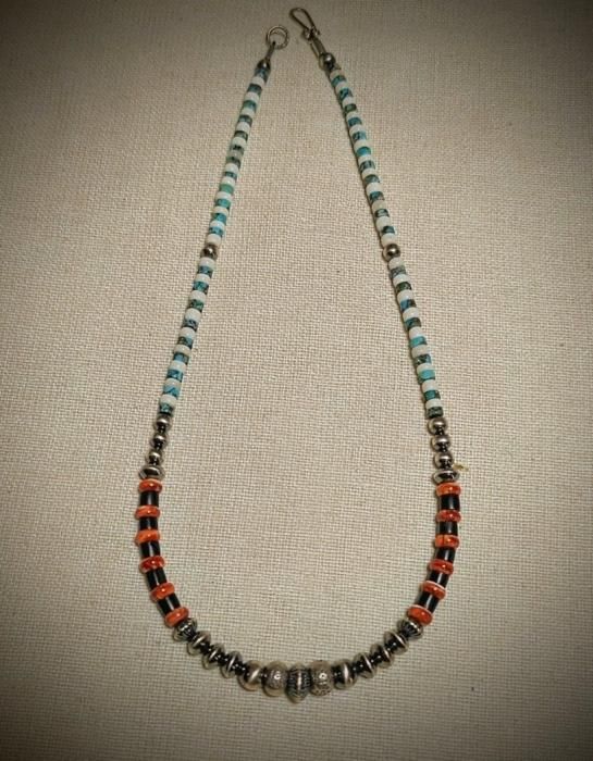 M.O.S ビーズネックレス ハイクオリティ、ネイティブテイスト