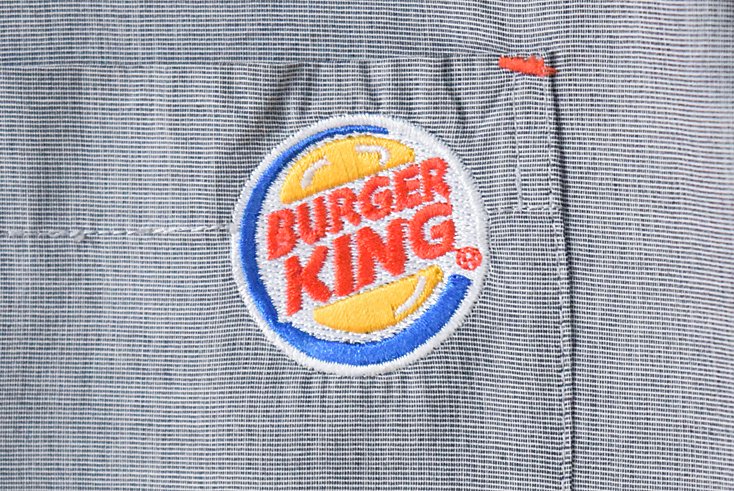Burger King バーガーキング スタッフユニフォーム ハンバーガー 企業ロゴ 刺繍 ボタンダウン ワークシャツ L 神戸元町 古着屋 ヤング衣料店 通販オンラインショップ