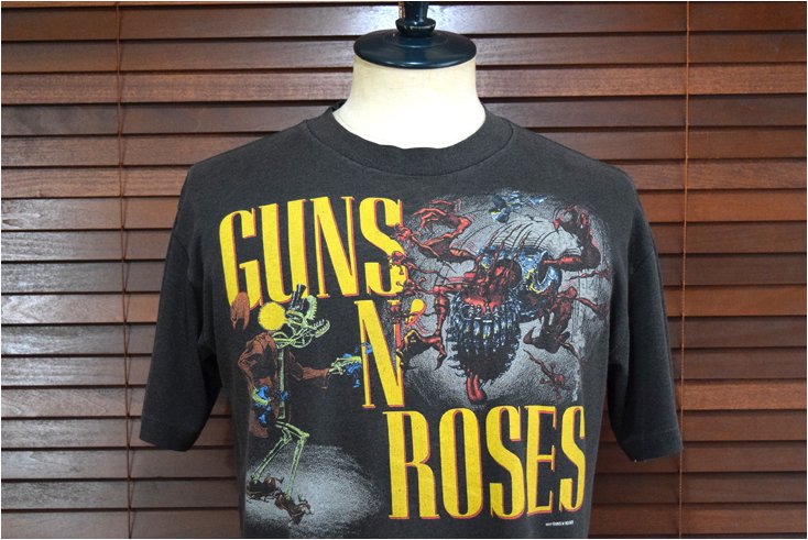 19 Guns N Roses ガンズ ローゼズ 発禁ジャケット レイプ ヴィンテージtシャツ 神戸元町 古着屋 ヤング衣料店 通販オンラインショップ