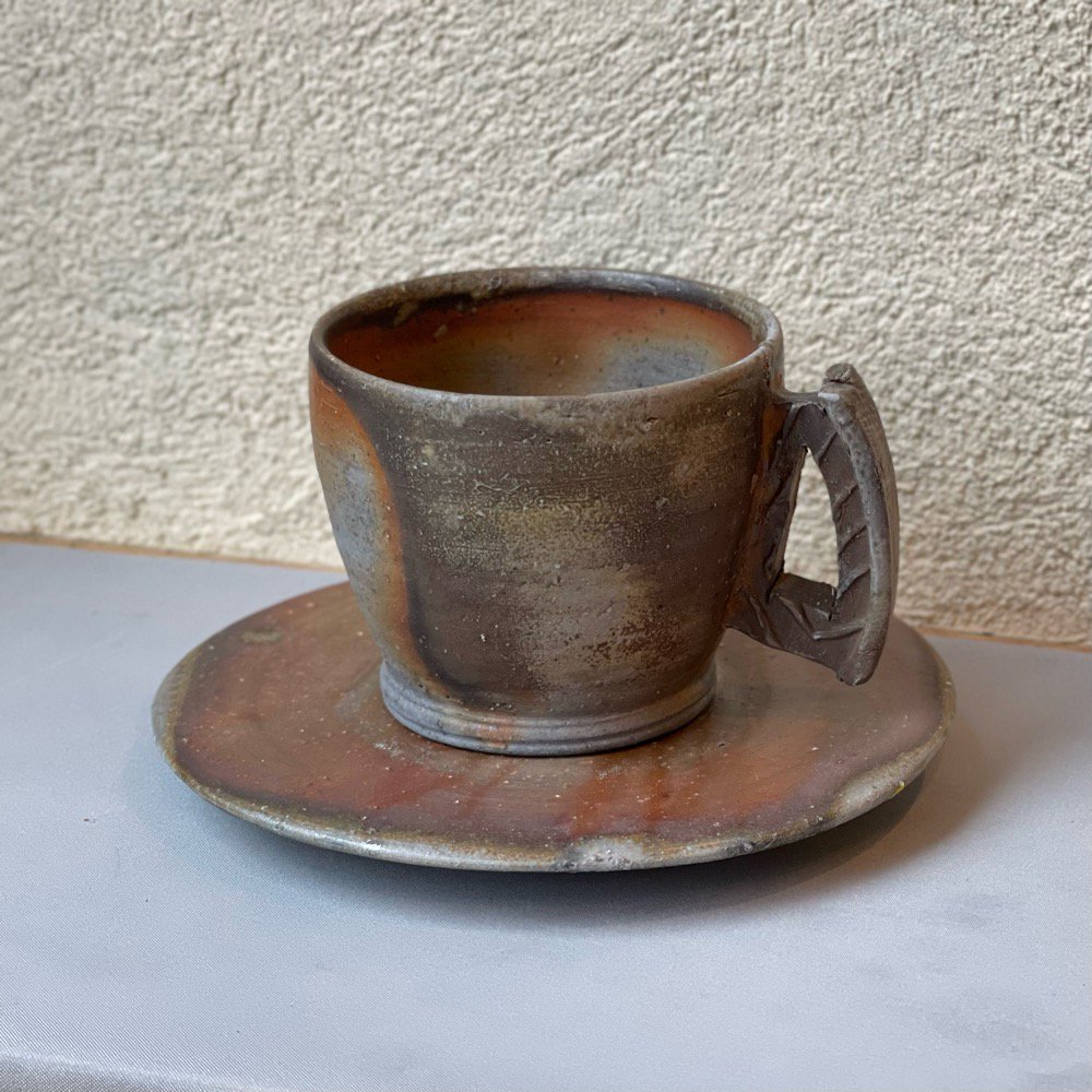 お気に入り】 【閑】備前焼 小西陶古造 窯変造形コーヒーカップ