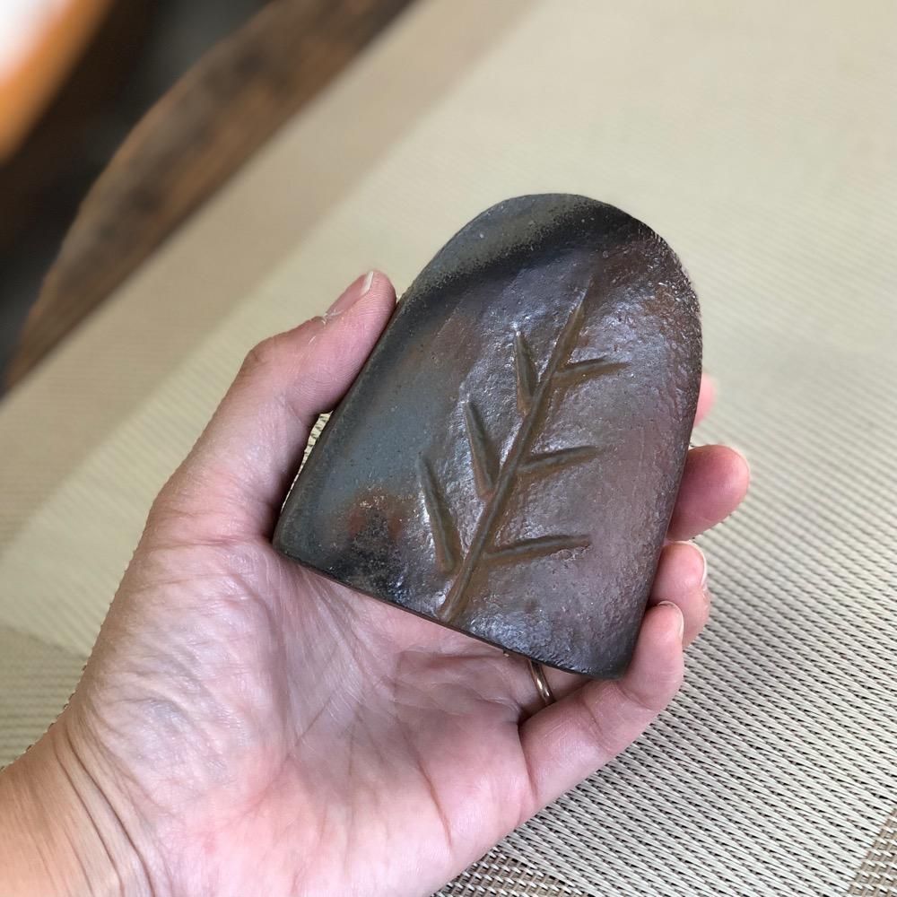 ミニ花瓶 葉っぱ- 陶古窯ONLINE SHOP | 備前焼 窯元 小西陶古