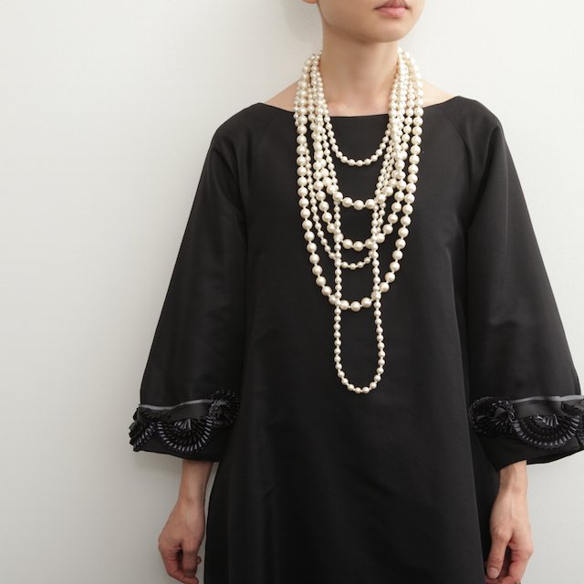 petite robe noire コットンパール6連ネックレス - ネックレス